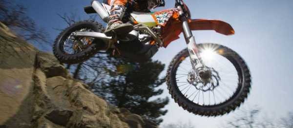 Retour marchandises. Crdits : ©accessoires-moto-enduro-cross.fr 2015