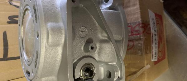KIT CYLINDRE, PISTON,VALVES GASGAS 250. Cr�dits : �accessoires-moto-enduro-cross.fr 2023