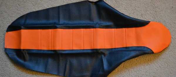 Housse de selle FLU DESIGN KTM SX/SXF 04-10 EXC/EXCF 04-11. Housse de selle FLU DESIGN KTM SX/SXF 04-10 EXC/EXCF 04-11. Crédits : ©accessoires-moto-enduro-cross.fr 2015
