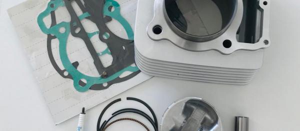 KIT CYLINDRE PISTON HONDA XR 400. KIT CYLINDRE PISTON HONDA XR 400. Crédits : ©accessoires-moto-enduro-cross.fr 2019